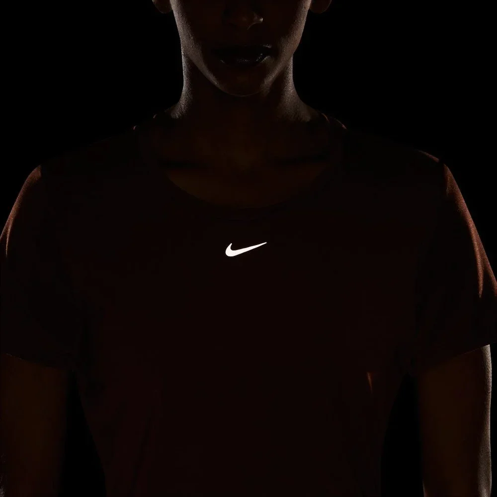 NWT Nike Women's One Luxe Short Sleeve T-Shirt - Picture 4 of 4
